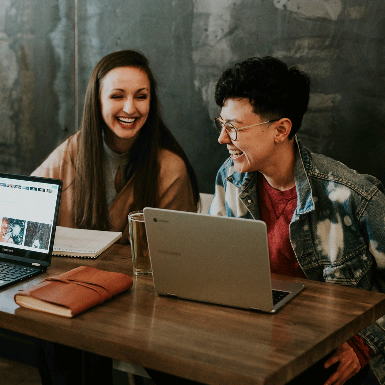 Frauen in einem Co-Workingspace